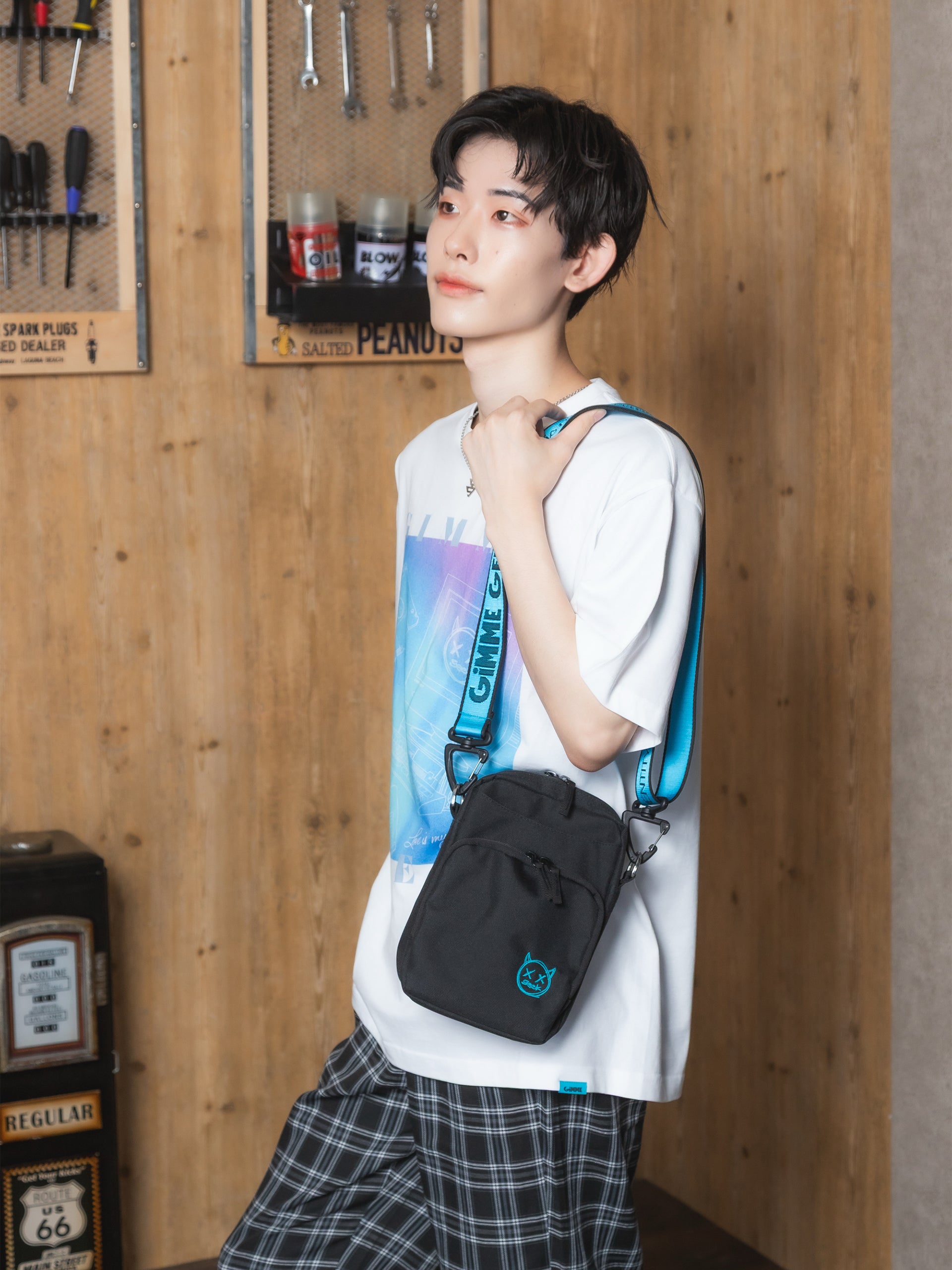 GOODDESIGNSHOPCOMMEdesGARÇONS ショルダーバッグ 受注商品】Logo Shoulder Bag – gimmegeek!! ONLINE SHOP